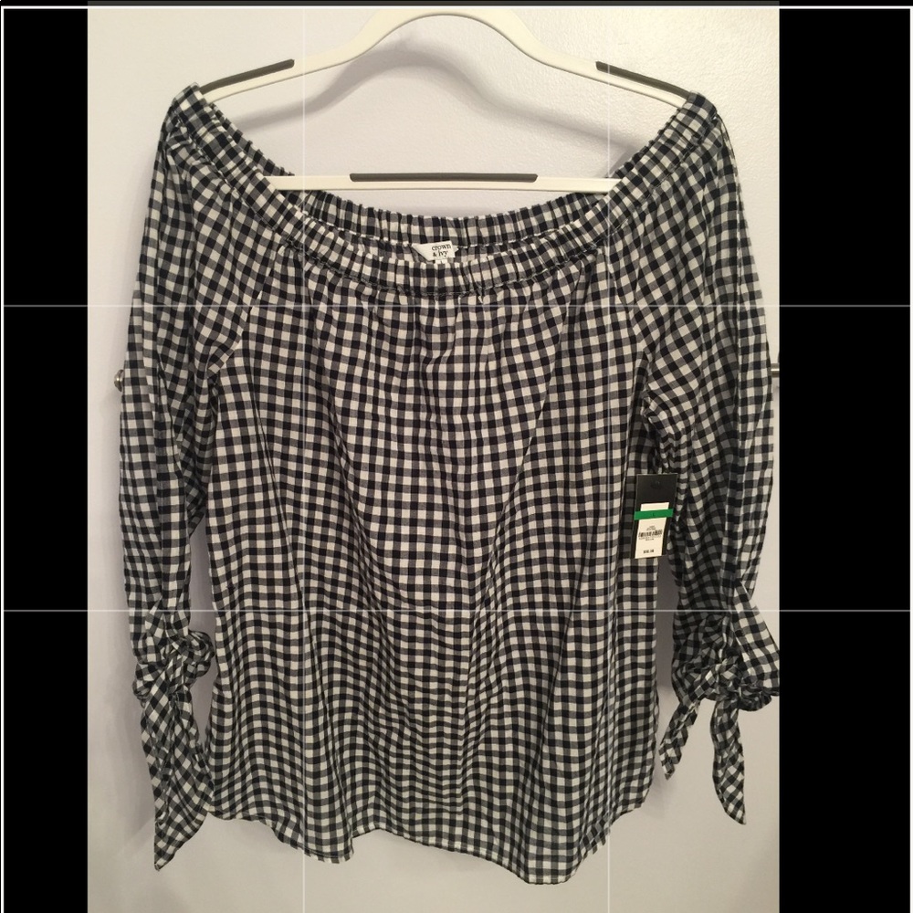 Never worn!  Off-the-shoulder gingham blouse!